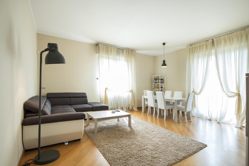 Casa Foscolo Apartment Villa Guardia ภายนอก รูปภาพ