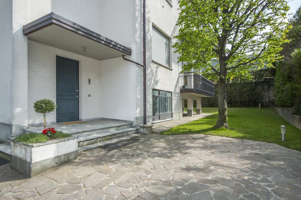 Casa Foscolo Apartment Villa Guardia ภายนอก รูปภาพ