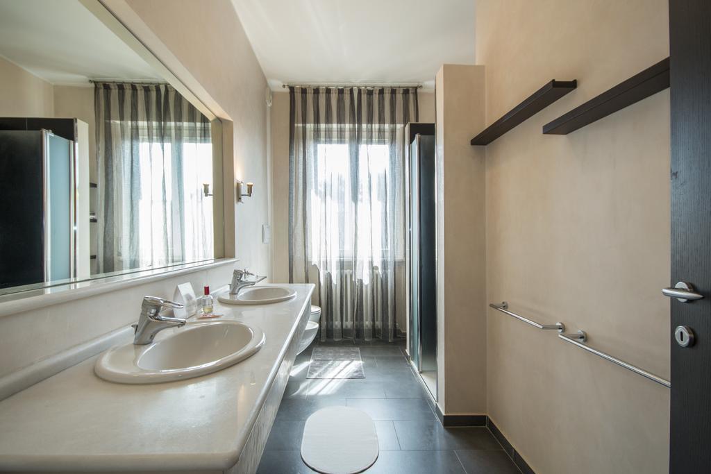 Casa Foscolo Apartment Villa Guardia ภายนอก รูปภาพ