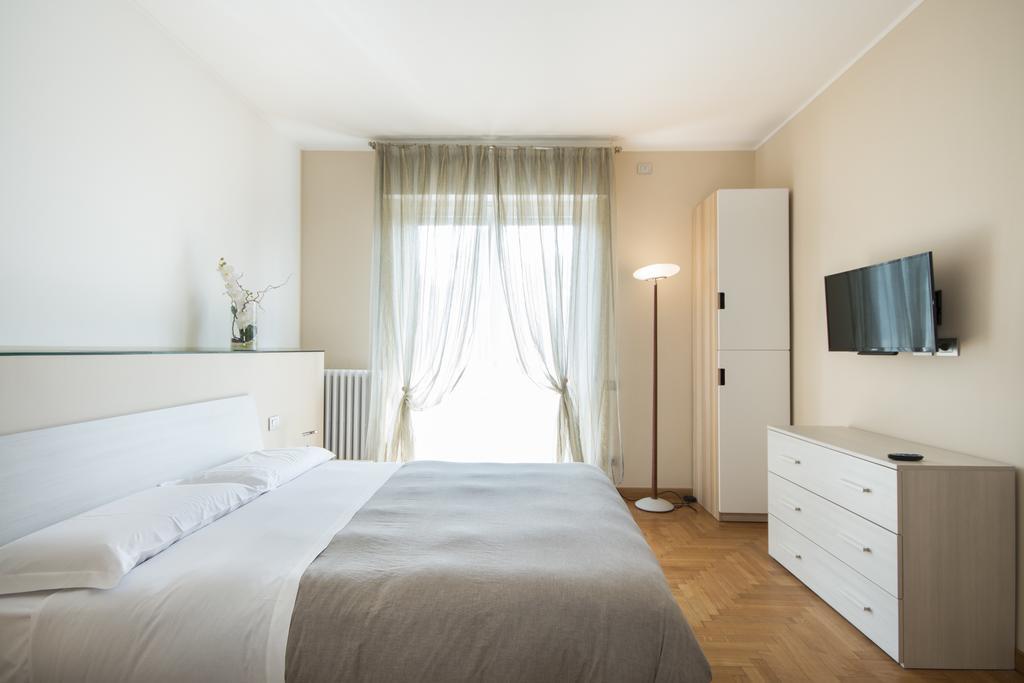 Casa Foscolo Apartment Villa Guardia ภายนอก รูปภาพ